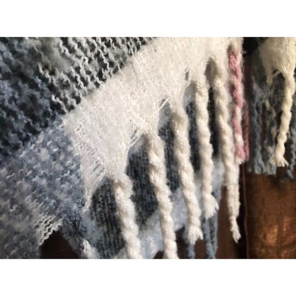 Adrienne Vittadini Faux Fur Collar Kimono Sweater Jacket Poncho Fringe 1 Size - Picture 4 of 7